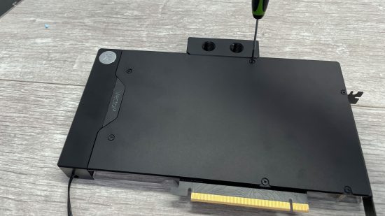 Screwing a new backplate to a GeForce RTX 4090 Founders Edition
