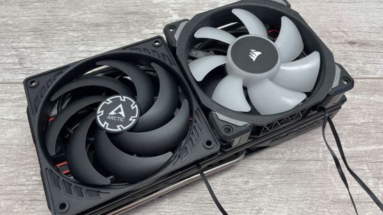 How to 120mm PC case fans to your cooler Custom PC