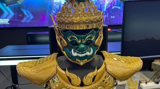 Gold and green Thai dragon PC build