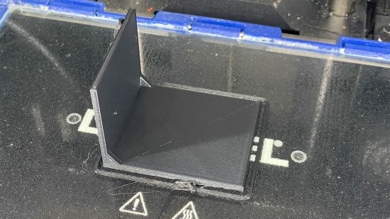 3D-printed reservoir mount