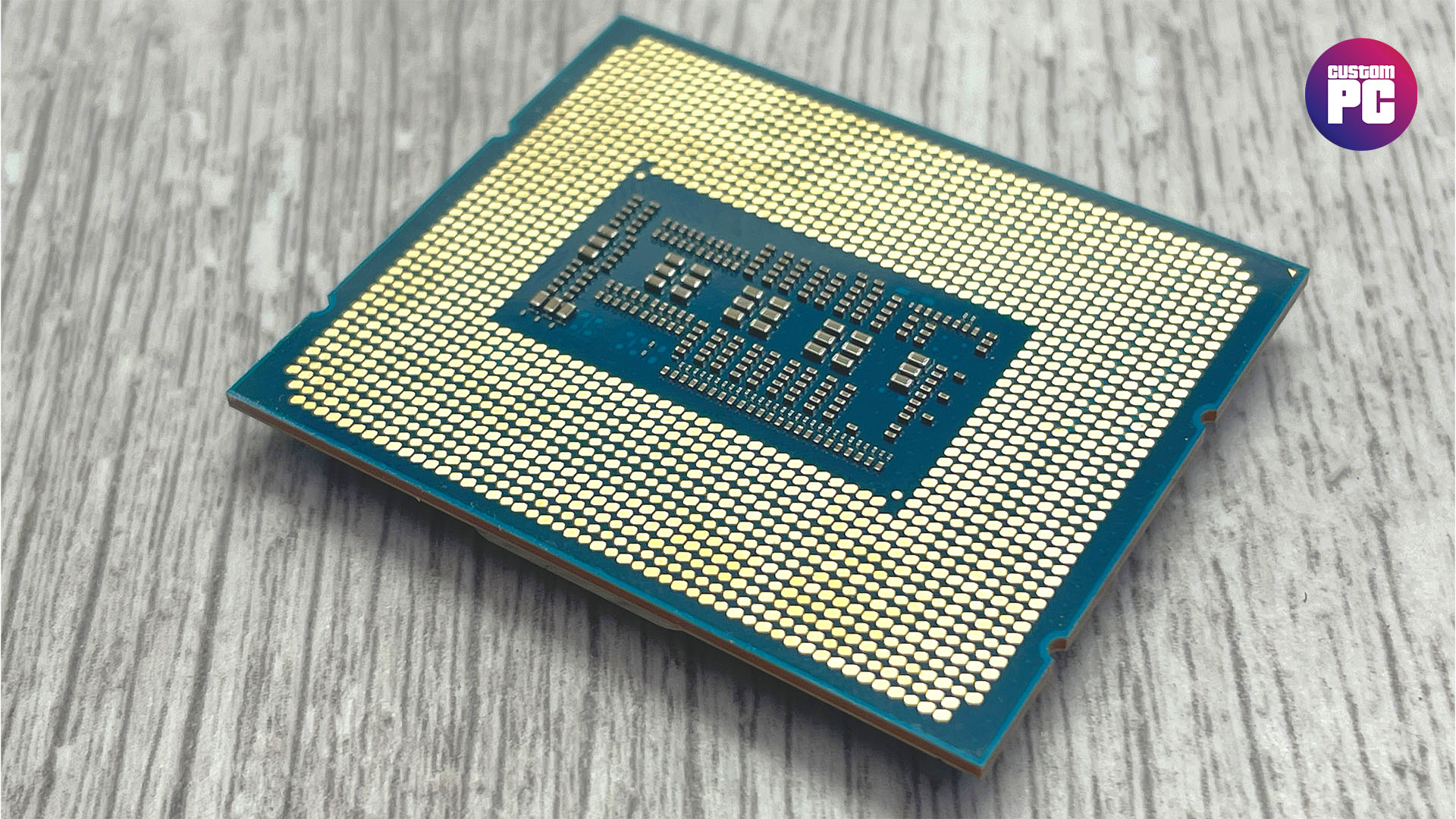 Intel Core i5-14600K 03 underside pins